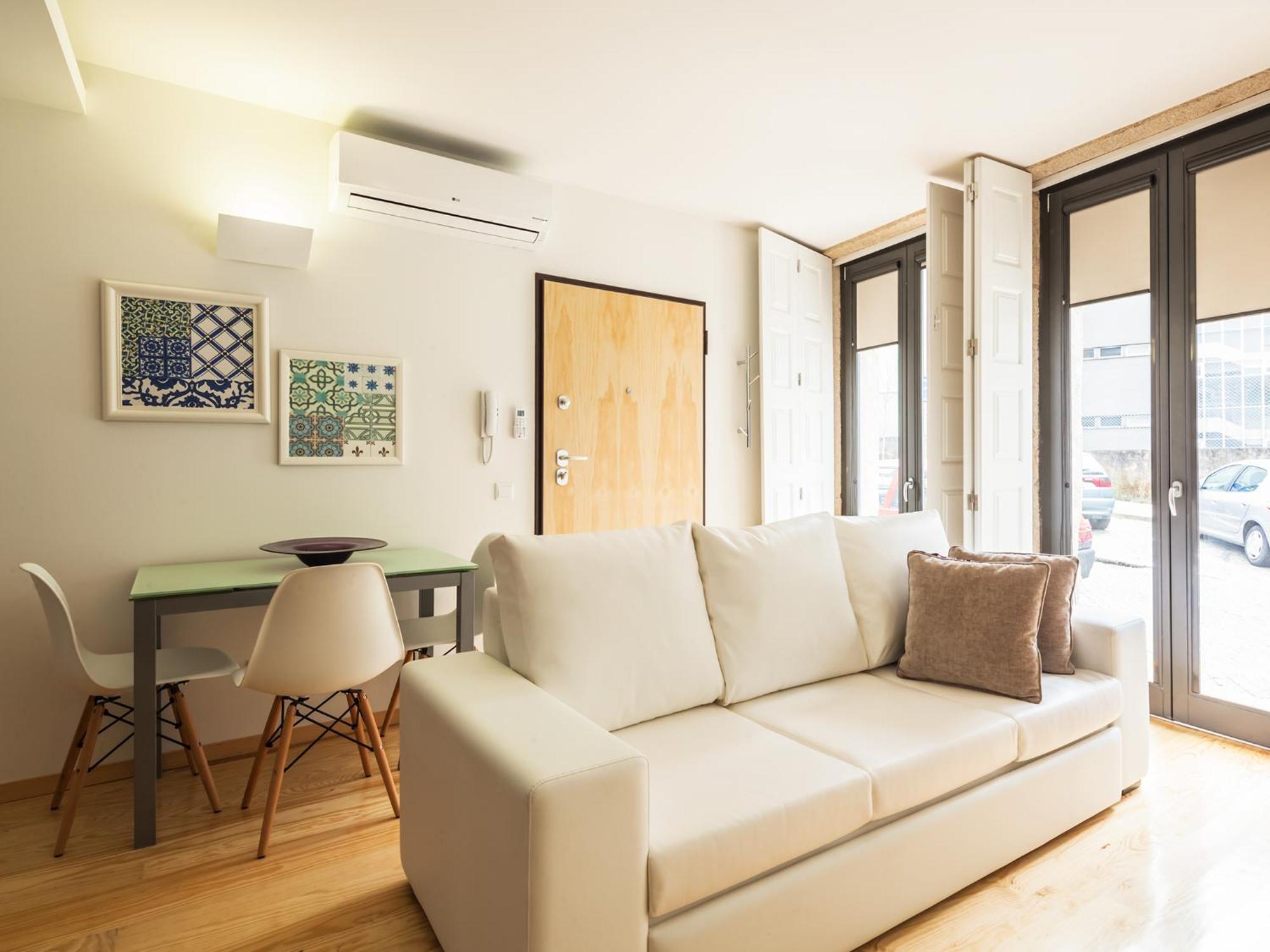 Insitu Trindade By Guestify Apartment Porto Cameră foto